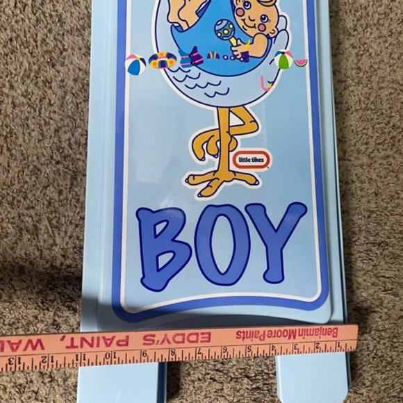 Rubbermaid Little Tikes "It's A Boy" Plastic Stand Up Welcome Sign - Picture 7 of 8